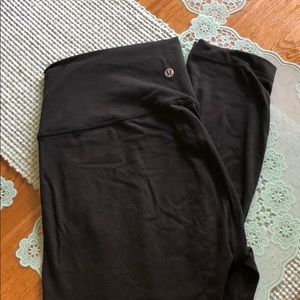 Lululemon black used leggings size 12